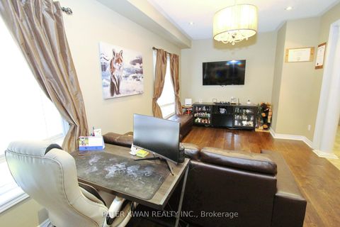 Photo 7 at 121 Warbler Avenue, Patterson, Vaughan