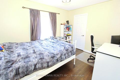 Photo 21 at 121 Warbler Avenue, Patterson, Vaughan
