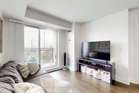 Photo 8 at 214 - 1070 Sheppard Avenue W, York University Heights, Toronto