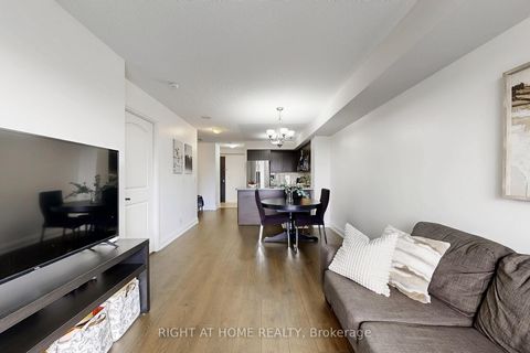 Photo 9 at 214 - 1070 Sheppard Avenue W, York University Heights, Toronto