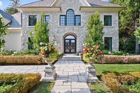 Photo 5 at 108 Kennedy Street W, Aurora Village, Aurora Photo 5 at 108 Kennedy Street W, Aurora Village, Aurora