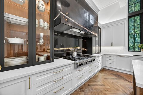 Photo 10 at 108 Kennedy Street W, Aurora Village, Aurora Photo 10 at 108 Kennedy Street W, Aurora Village, Aurora