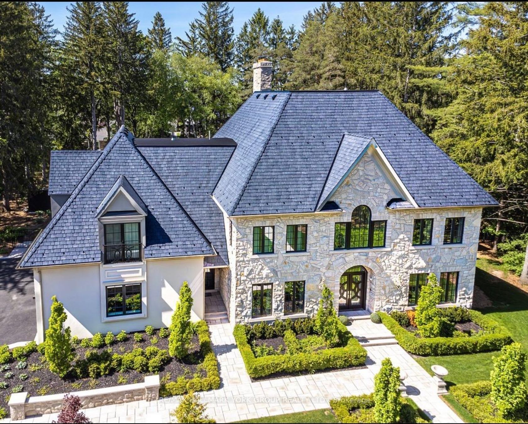 108 Kennedy Street W, Aurora Village, Aurora 108 Kennedy Street W, Aurora Village, Aurora