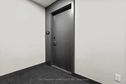 Photo 2 at 208 - 3265 Carding Mill Trail, GO Glenorchy, Oakville