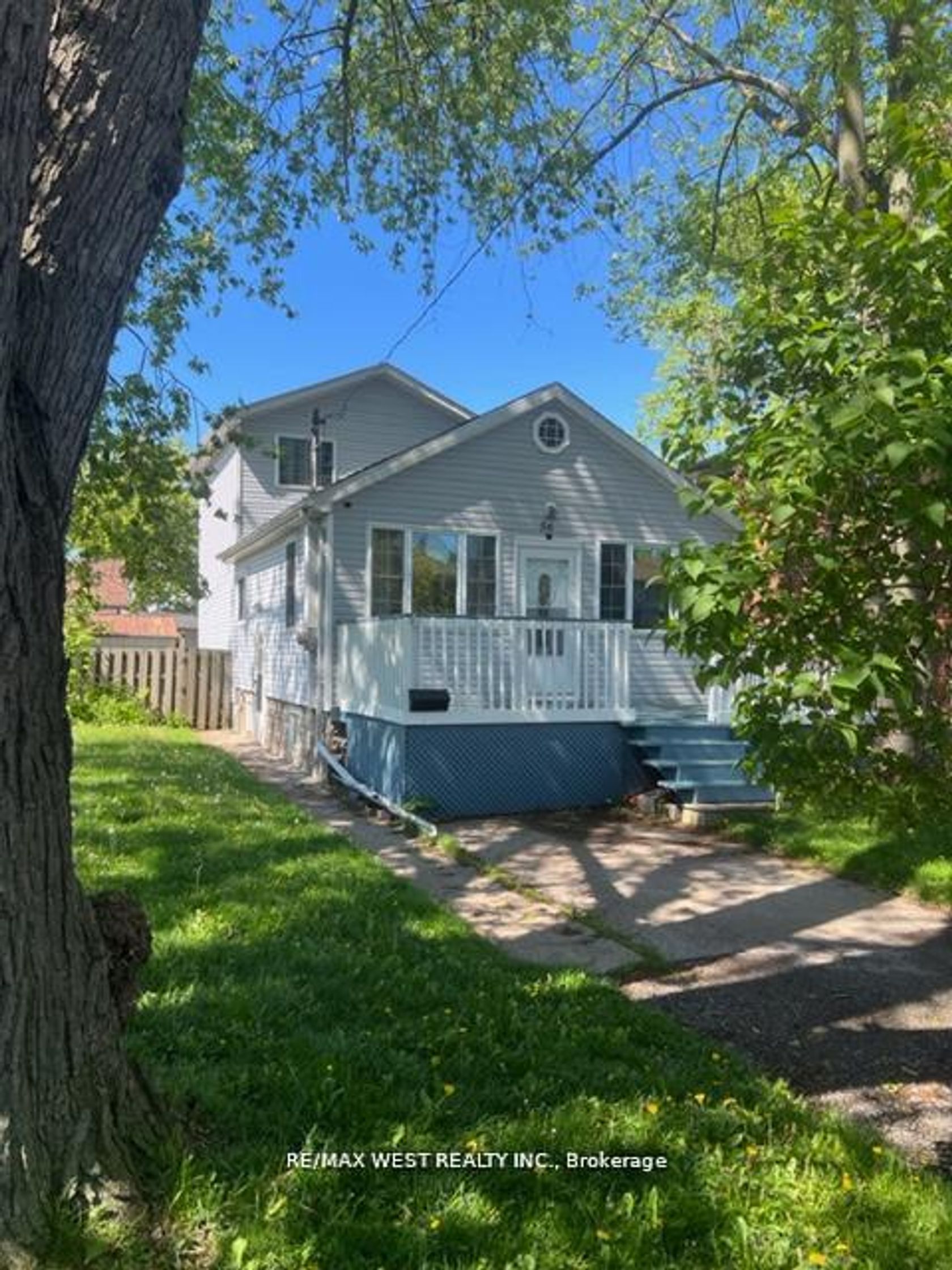 56 Forty First Street, Long Branch, Toronto 