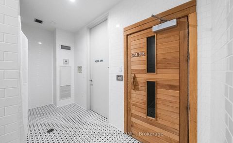 Photo 10 at 809 - 20 Blue Jays Way, Waterfront Communities C1, Toronto
