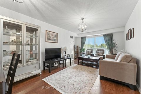 Photo 2 at 308 - 23 Lorraine Drive, Willowdale West, Toronto