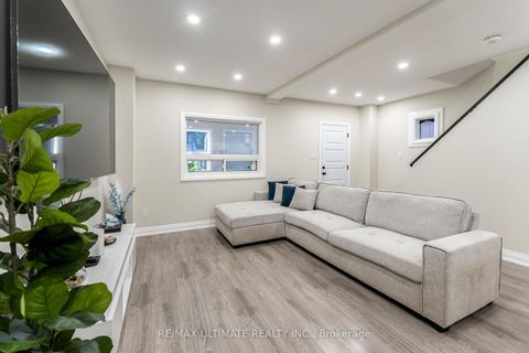 Photo 3 at 47 Mahoney Avenue, Mount Dennis, Toronto
