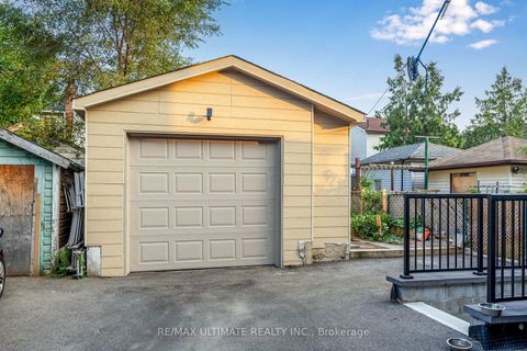Photo 42 at 47 Mahoney Avenue, Mount Dennis, Toronto