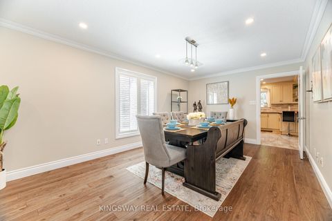 Photo 10 at 2246 Grand Ravine Drive, RO River Oaks, Oakville