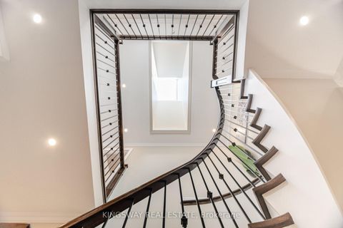 Photo 17 at 2246 Grand Ravine Drive, RO River Oaks, Oakville