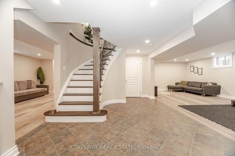 Photo 34 at 2246 Grand Ravine Drive, RO River Oaks, Oakville