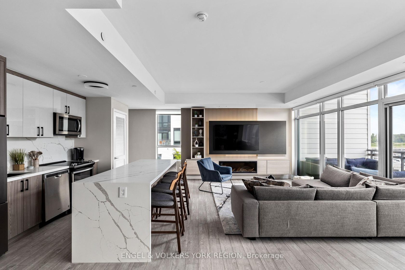 110 - 317 Broward Way, Rural Innisfil, Innisfil photo number 2