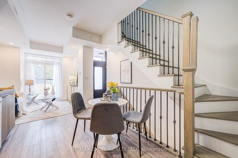 Photo 11 at 26 - 51 Winlock Park, Newtonbrook East, Toronto