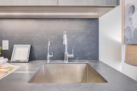 Photo 14 at 26 - 51 Winlock Park, Newtonbrook East, Toronto