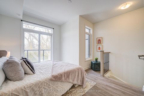 Photo 25 at 26 - 51 Winlock Park, Newtonbrook East, Toronto