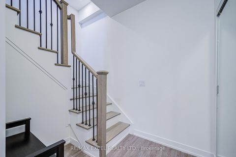 Photo 38 at 26 - 51 Winlock Park, Newtonbrook East, Toronto