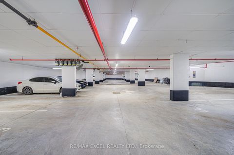 Photo 49 at 26 - 51 Winlock Park, Newtonbrook East, Toronto