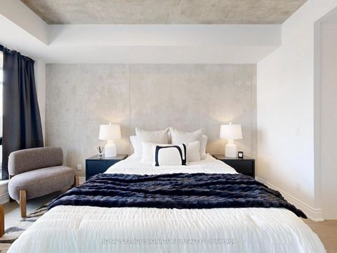 Photo 15 at 1105 - 608 Richmond Street W, Waterfront Communities C1, Toronto