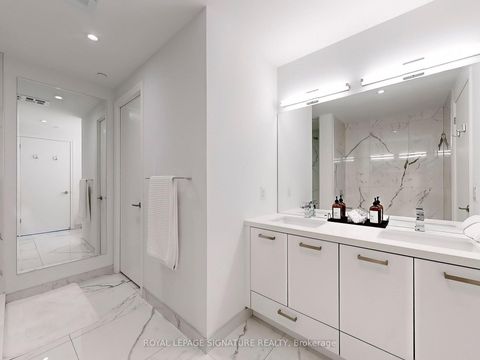 Photo 17 at 1105 - 608 Richmond Street W, Waterfront Communities C1, Toronto