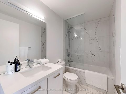 Photo 24 at 1105 - 608 Richmond Street W, Waterfront Communities C1, Toronto