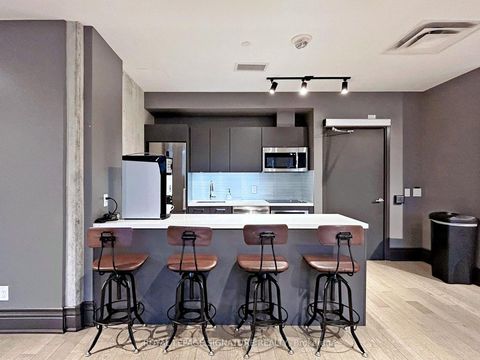 Photo 36 at 1105 - 608 Richmond Street W, Waterfront Communities C1, Toronto