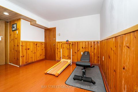 Photo 26 at 61 Mabley Crescent, Lakeview Estates, Vaughan