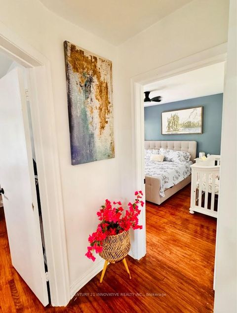 Photo 11 at 49 Slan Avenue, Morningside, Toronto