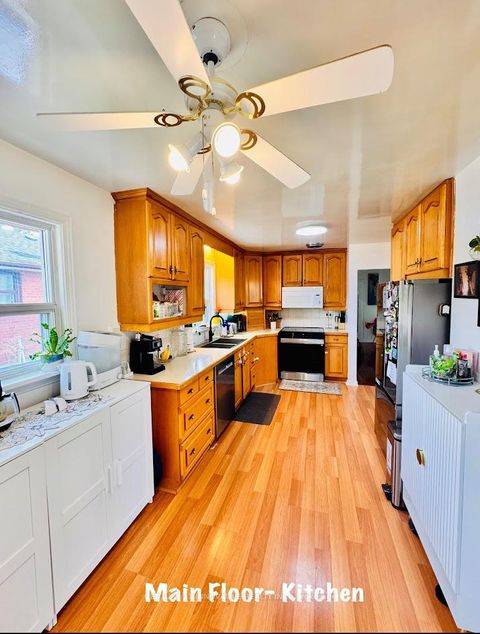 Photo 17 at 49 Slan Avenue, Morningside, Toronto