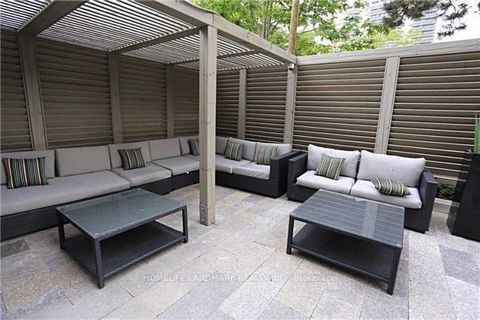 Photo 5 at 204 - 68 Merton Street, Mount Pleasant West, Toronto