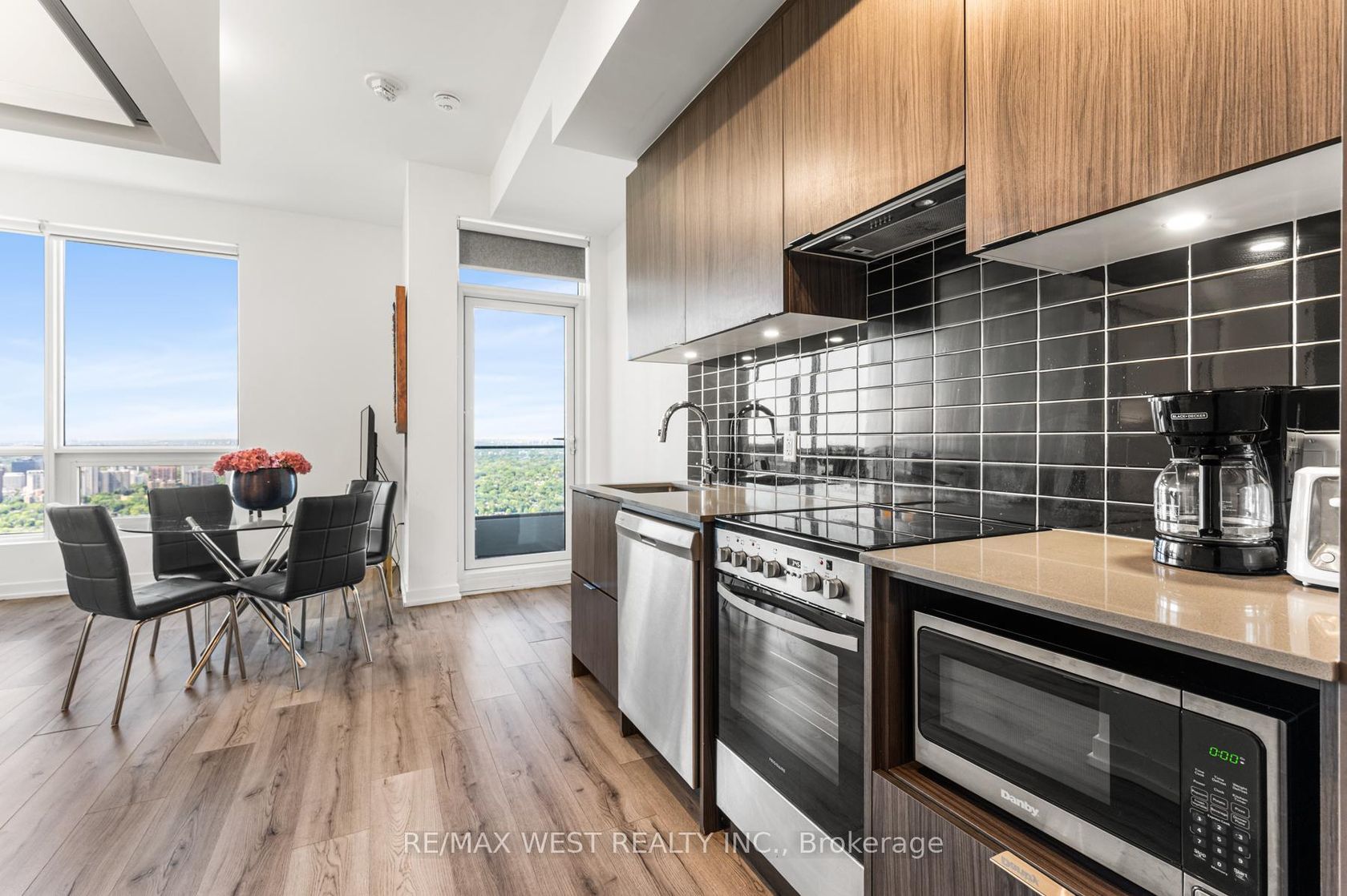 5306 - 395 Bloor Street E, North St. James Town, Toronto 