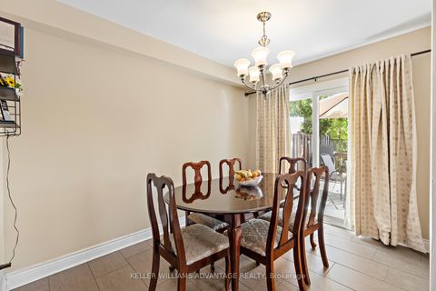 Photo 9 at 17 - 1051 Sandhurst Circle, Agincourt North, Toronto