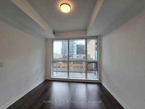 Photo 14 at 803 - 89 Dunfield Avenue, Mount Pleasant West, Toronto