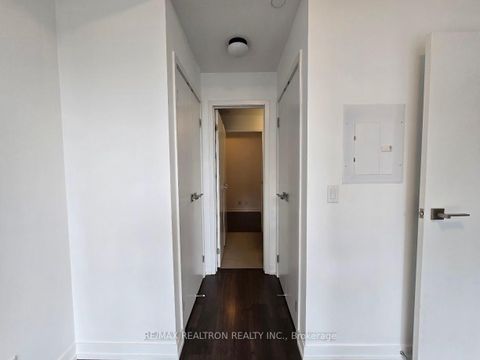 Photo 16 at 803 - 89 Dunfield Avenue, Mount Pleasant West, Toronto