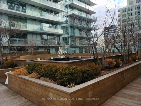 Photo 37 at 803 - 89 Dunfield Avenue, Mount Pleasant West, Toronto