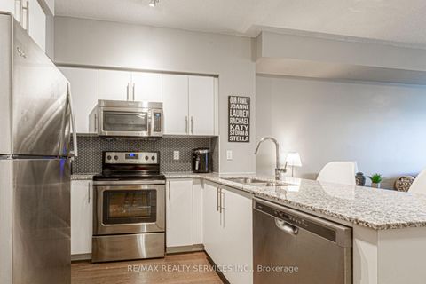 Photo 7 at 1507 - 65 Speers Road, QE Queen Elizabeth, Oakville