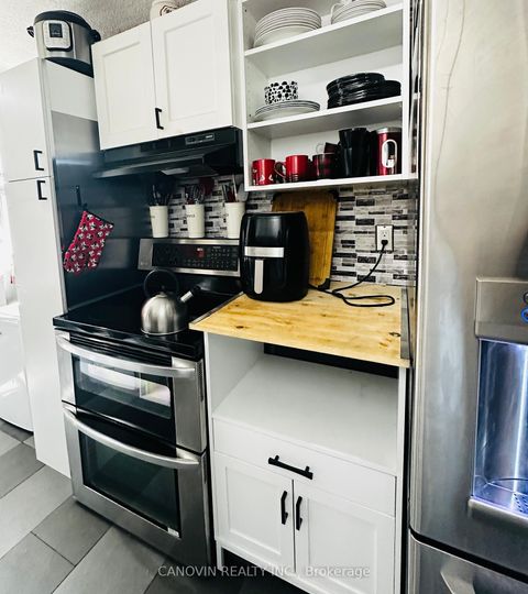Photo 13 at 310 - 205 Hilda Avenue, Newtonbrook West, Toronto