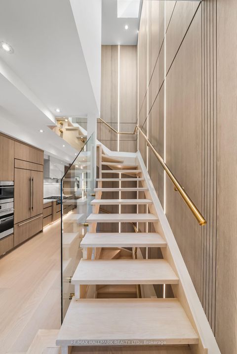 Photo 18 at 16A Kenrae Road, Leaside, Toronto
