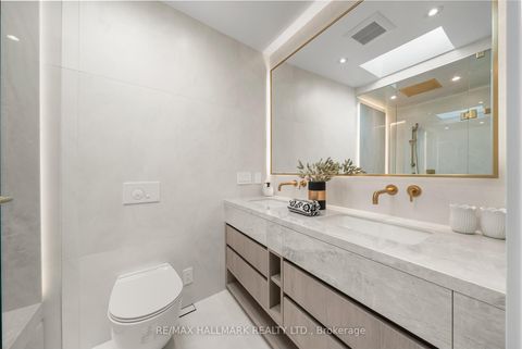 Photo 22 at 16A Kenrae Road, Leaside, Toronto