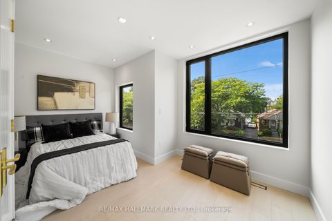 Photo 30 at 16A Kenrae Road, Leaside, Toronto