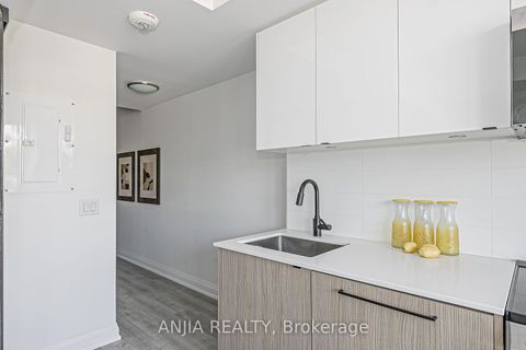 Photo 17 at 207 - 2369 Danforth Avenue, Danforth, Toronto