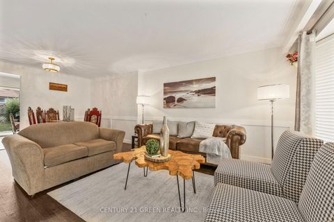 Photo 5 at 37 Rubydale Gardens, Humber Summit, Toronto