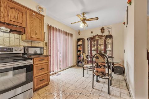Photo 11 at 37 Rubydale Gardens, Humber Summit, Toronto