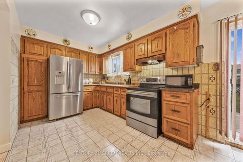Photo 13 at 37 Rubydale Gardens, Humber Summit, Toronto