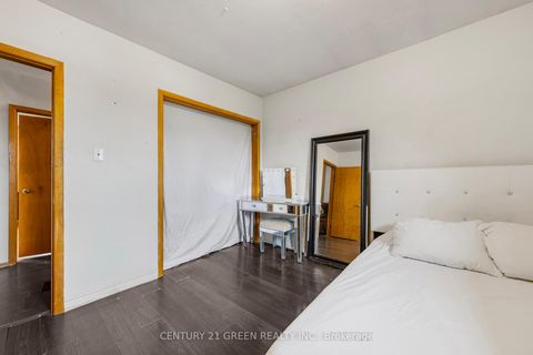 Photo 17 at 37 Rubydale Gardens, Humber Summit, Toronto