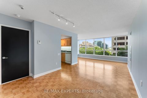 Photo 7 at 510 - 33 Sheppard Avenue E, Willowdale East, Toronto