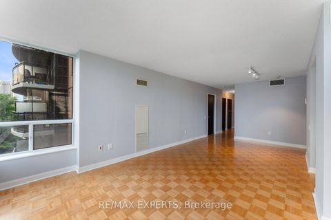 Photo 10 at 510 - 33 Sheppard Avenue E, Willowdale East, Toronto