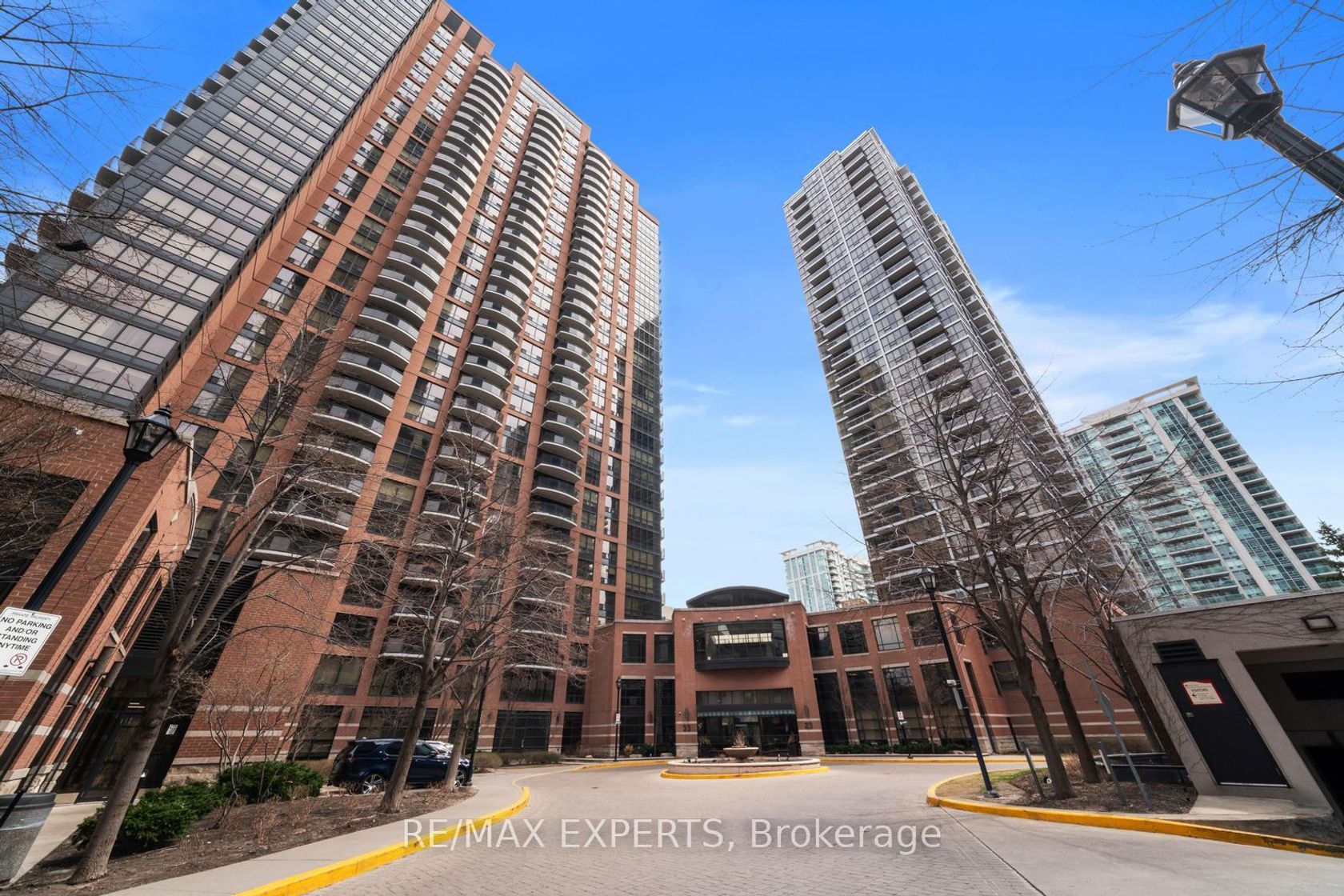 510 - 33 Sheppard Avenue E, Willowdale East, Toronto 