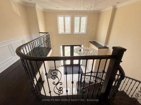Photo 22 at 2 Gatewood Court, Bayview Hill, Richmond Hill