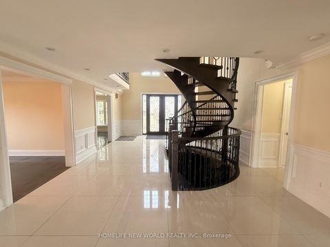 Photo 30 at 2 Gatewood Court, Bayview Hill, Richmond Hill